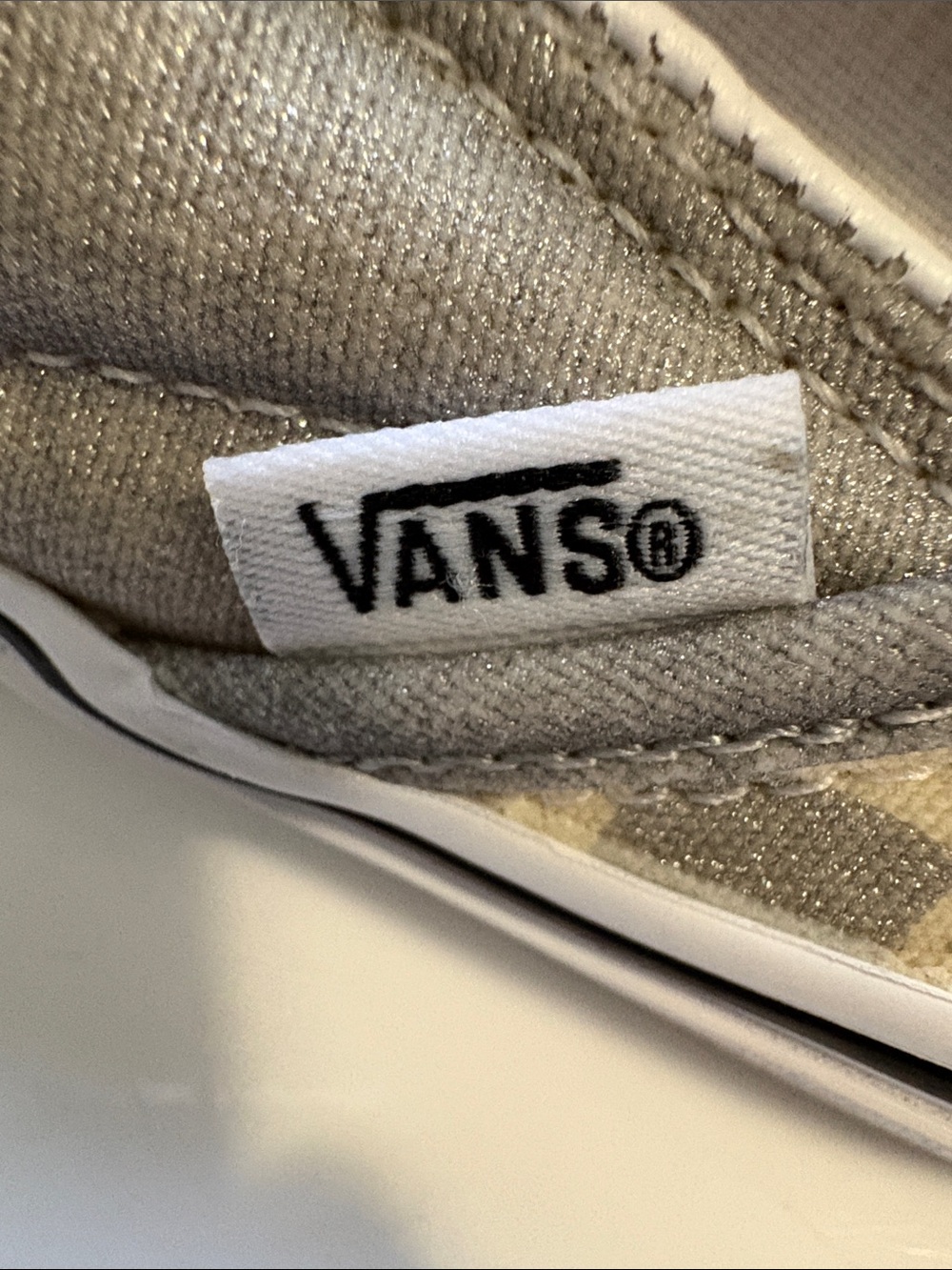 Vans - Picture 4 of 4